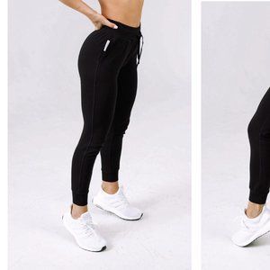 ACTA SwitchTech Joggers - Black